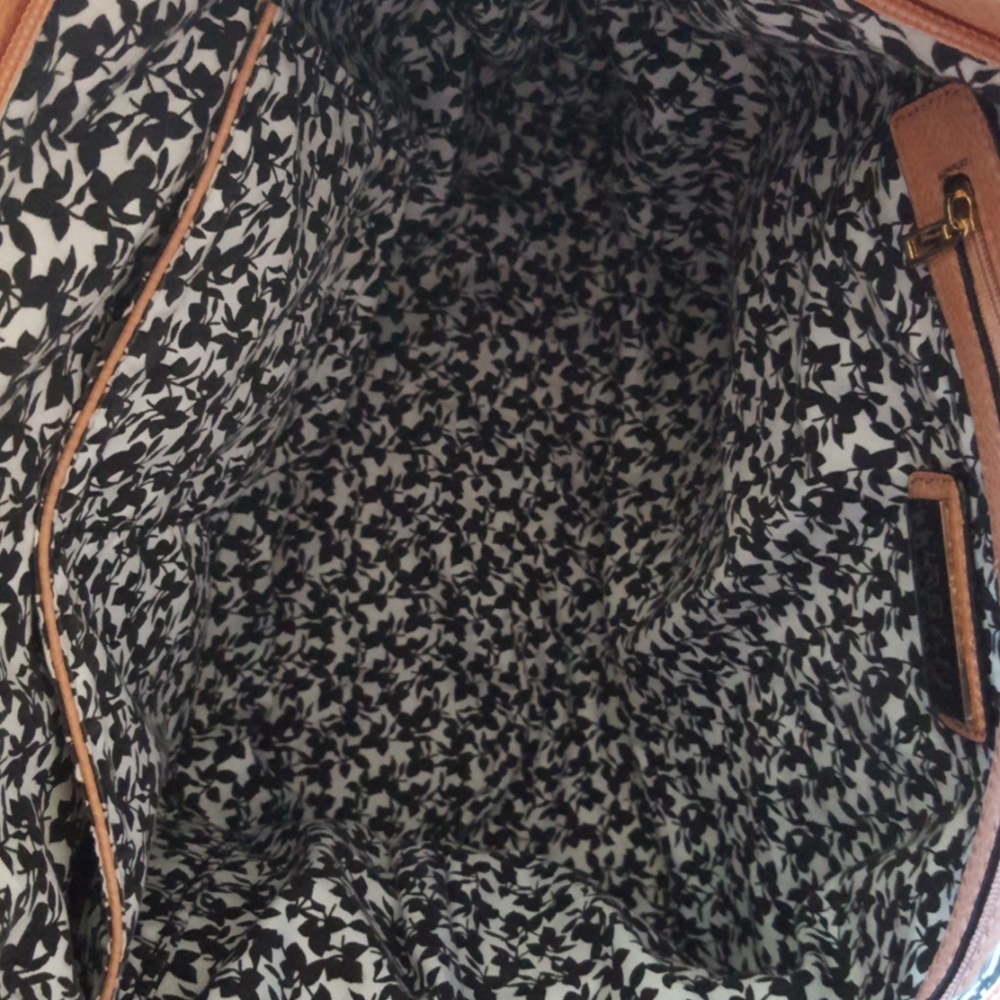 Handbag - Picture 6 of 6